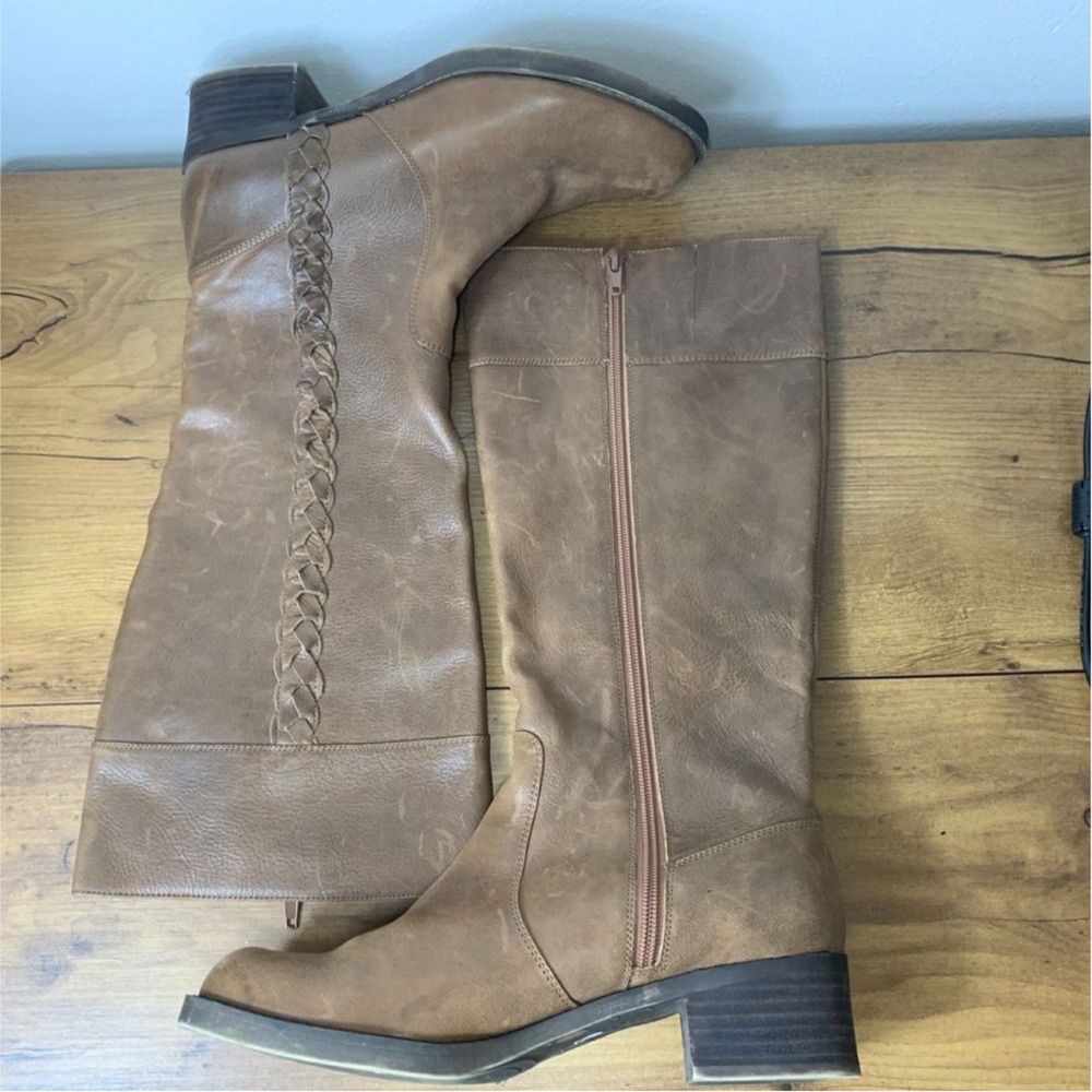 Lucky Brand LP Hatlewx Leather Riding Knee Tall Boots Wheat Winter Haze Cognac